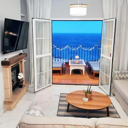 Lucky Tree Apartment Manilva
